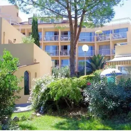 Pinea Les Pieds Dans L'eau Lejlighed