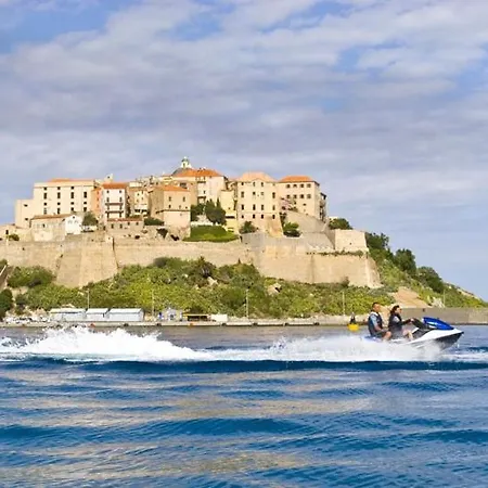 Pinea - Renove Les Pieds Dans L'eau Avec Separee Et Parking A Lejlighed Calvi (Corsica)